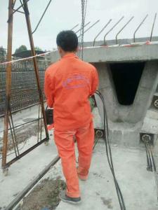 現(xiàn)場作業(yè)